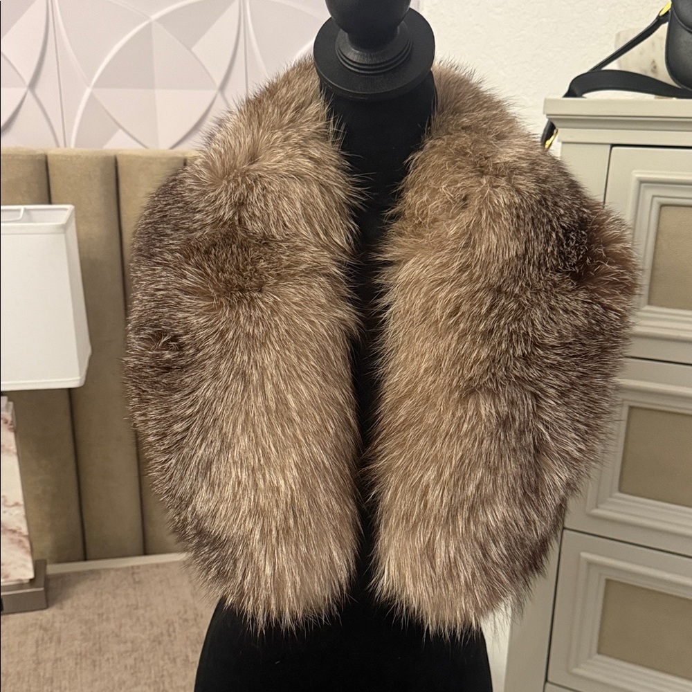 Saga fox fur scarf collar clip on